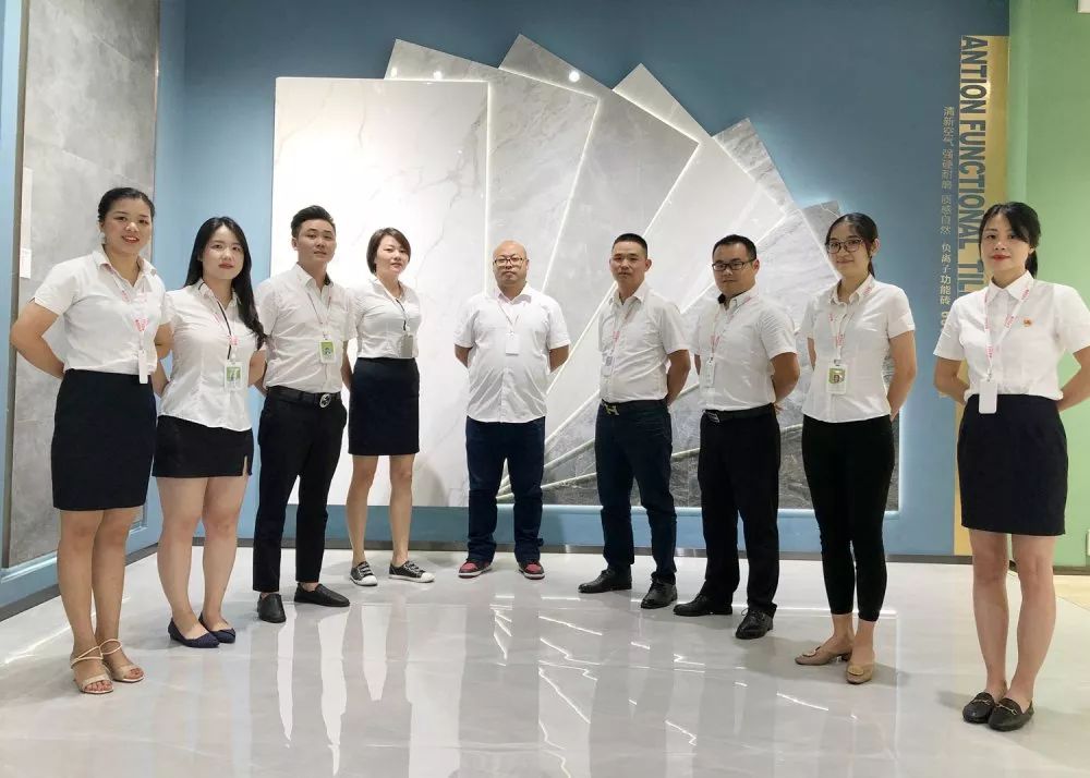 陶博會(huì)收官，綠蘋(píng)果瓷磚魅力綻放！